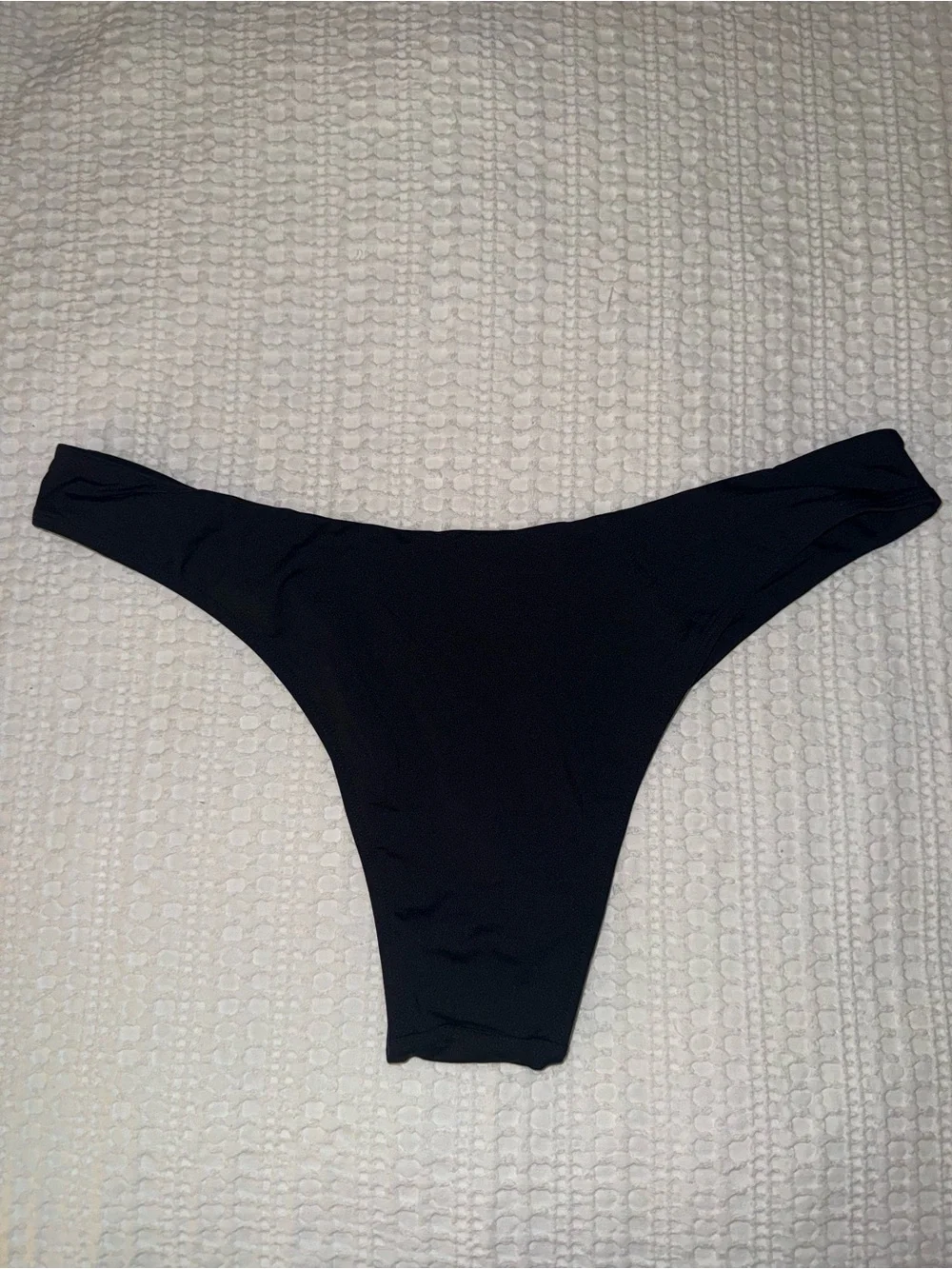 Monday Swimwear size VVV 14-16 bikini Byron bottom black